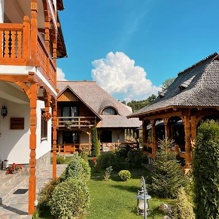 Glodeanca Hotel Luaran gambar