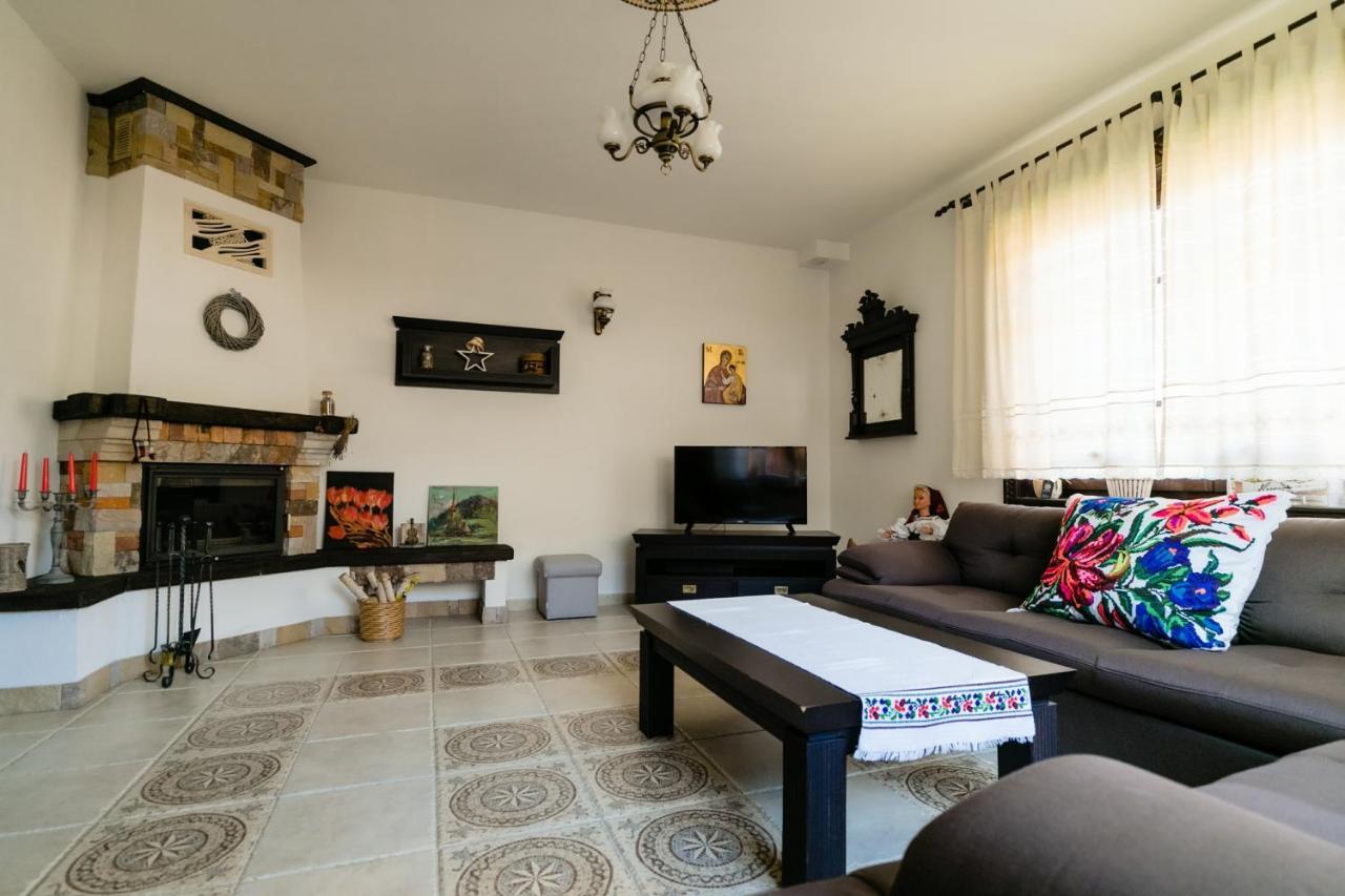 Glodeanca Hotel Luaran gambar