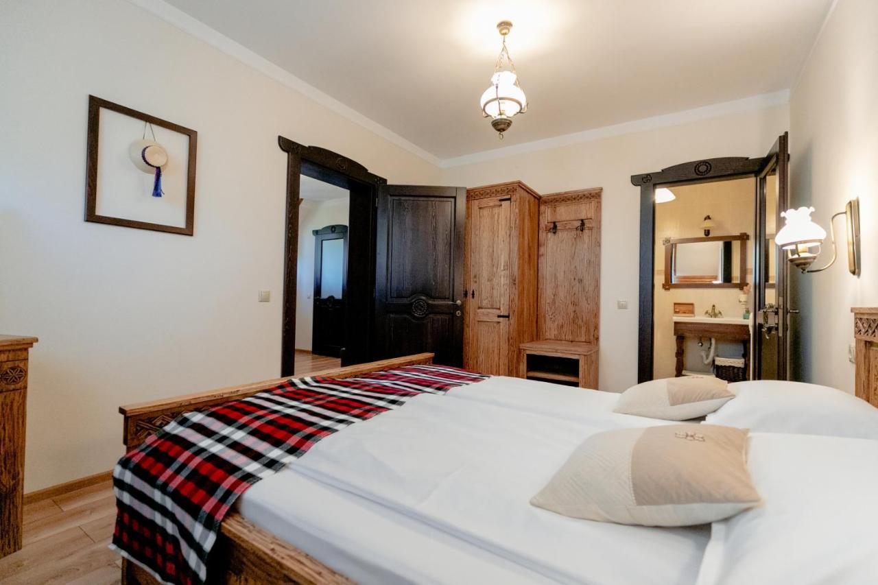 Glodeanca Hotel Luaran gambar