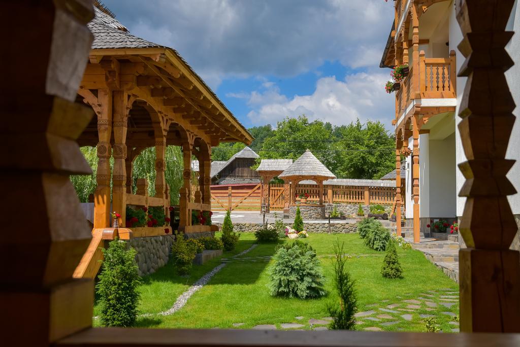 Glodeanca Hotel Luaran gambar